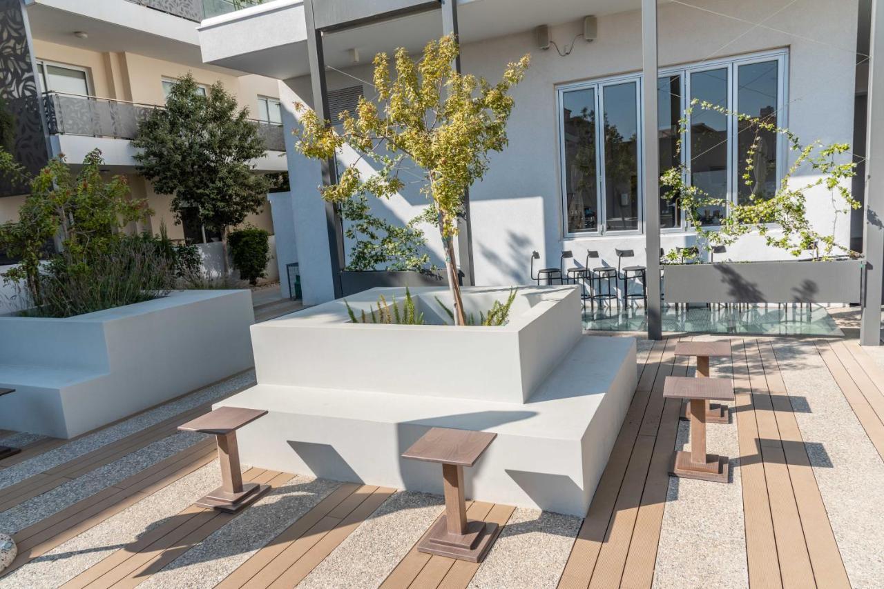 Mythical Sands Resort & Spa, Evilion Apartment 파라림니 외부 사진
